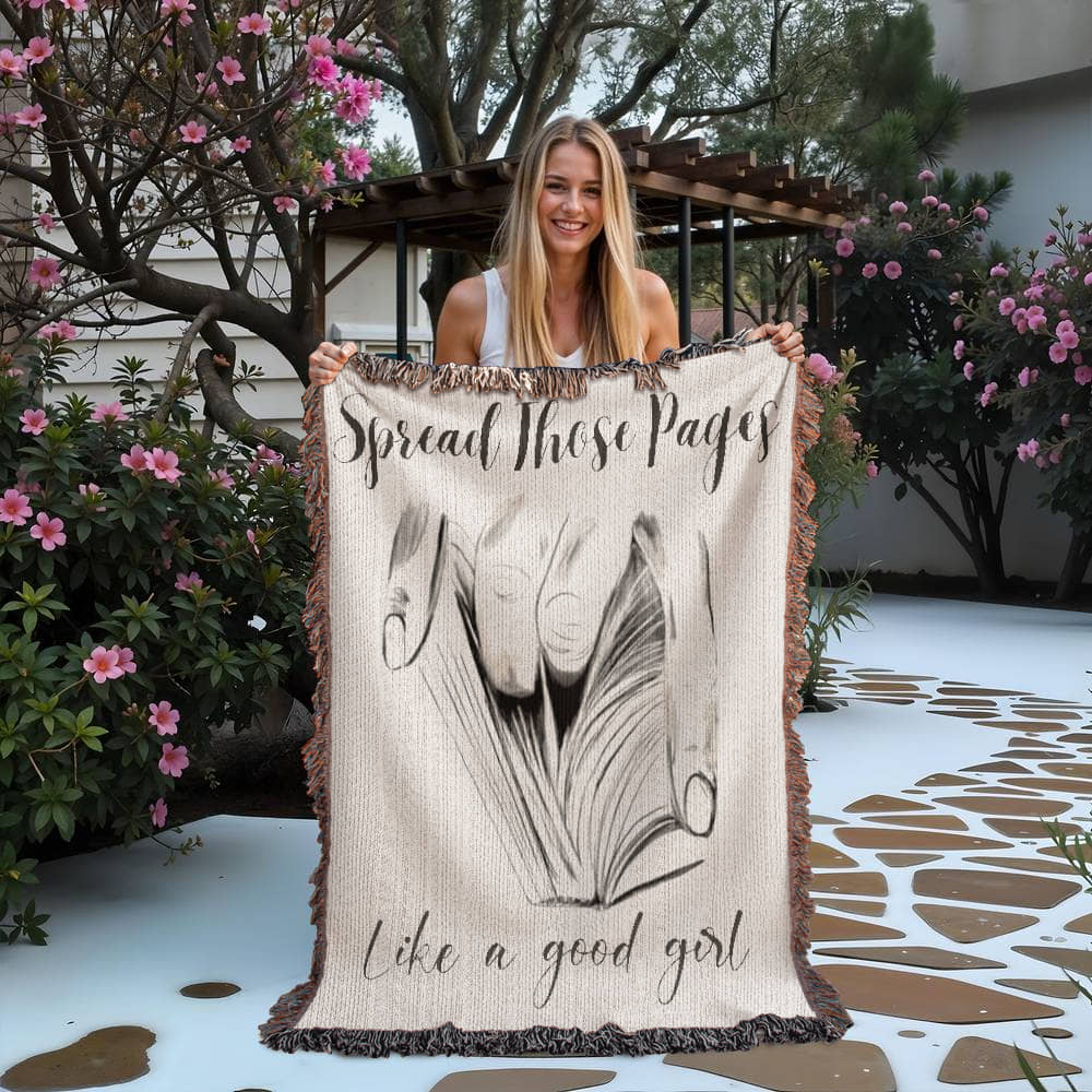 Spread Those Pages – Spicy Woven Blanket-Offbeat Opulence